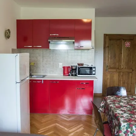 Liana 3* براشوف