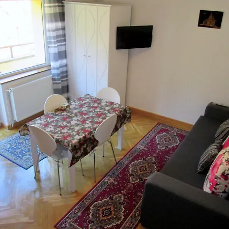 Liana بيت ضيافة 3*