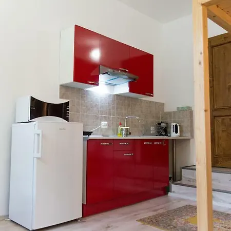 Liana بيت ضيافة 3*